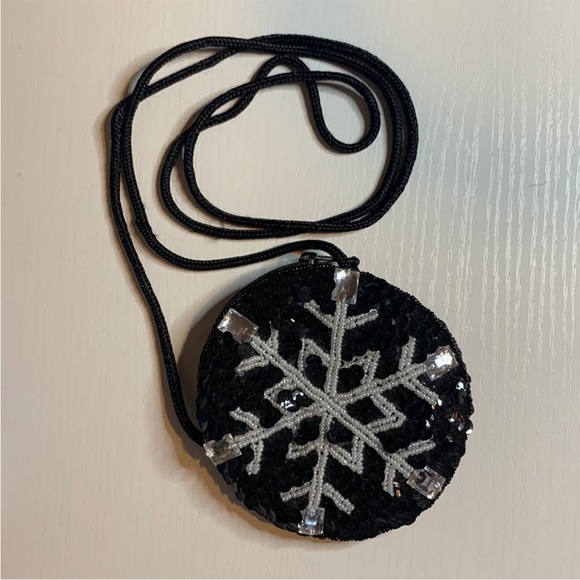 Vintage Snowflake Sequin Purse - Picture 1 of 2